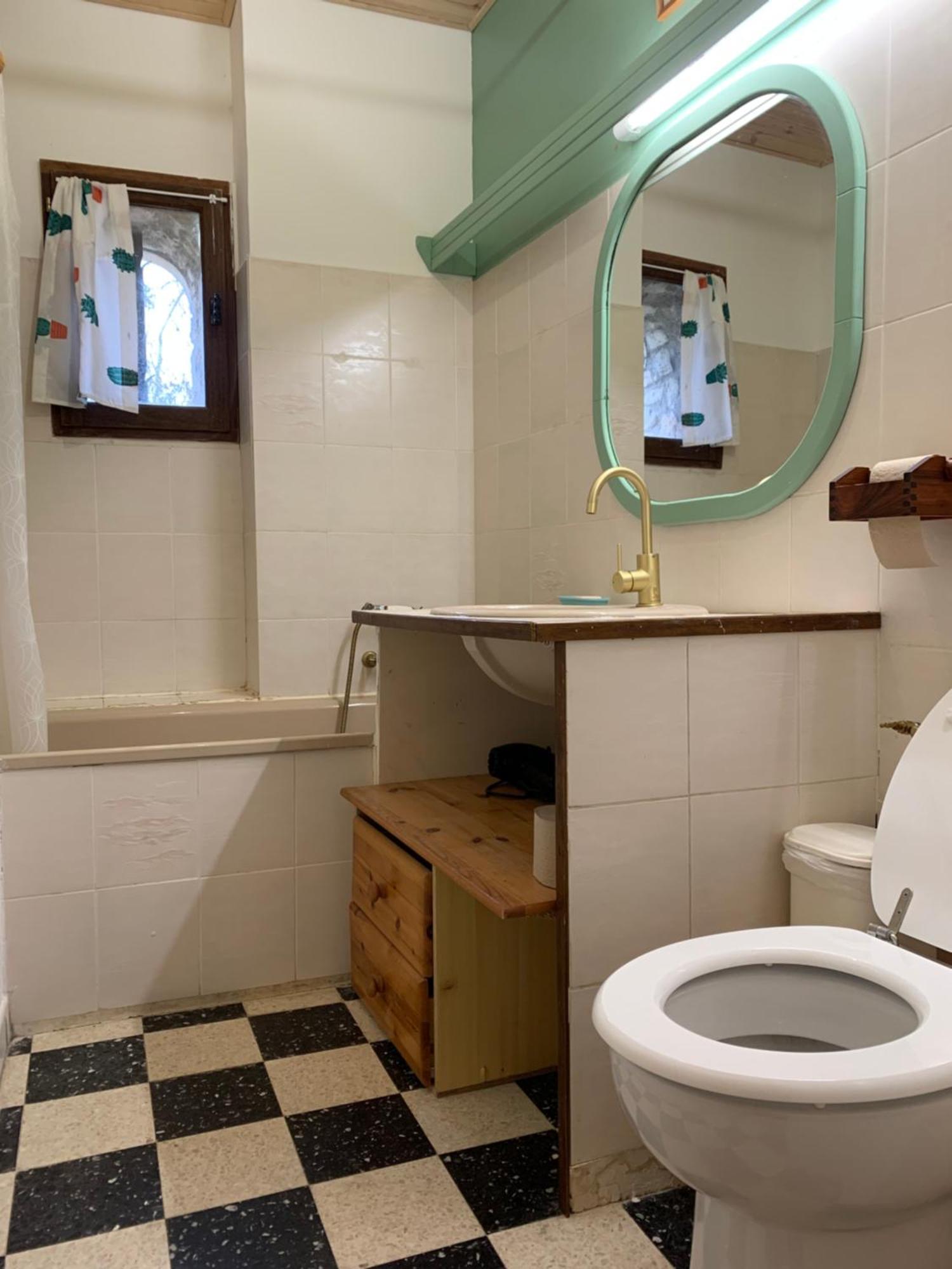Les Favouilles - Gite & Chambres D Hotes Dauphin Esterno foto